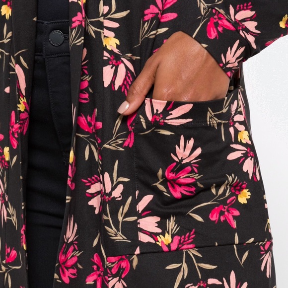 Bobeau Black Floral Cardigan - Picture 2 of 4